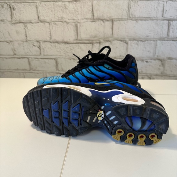 Nike Air Max Plus Hyper Blue 2018 5Y GS - Picture 6 of 6
